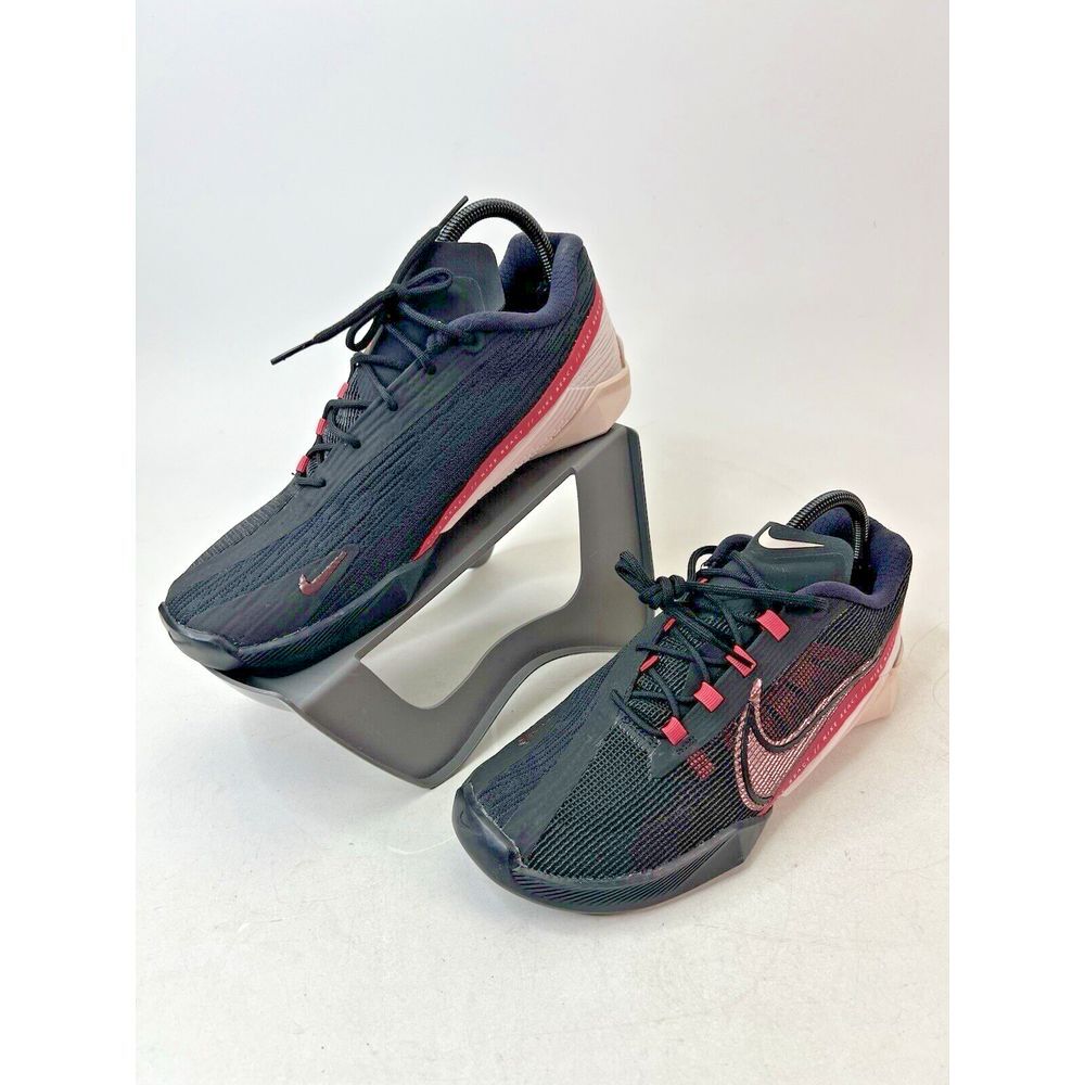 Nike Women's React Metcon Turbo CT1249-069 Black/MTLC Mahogony Size 11